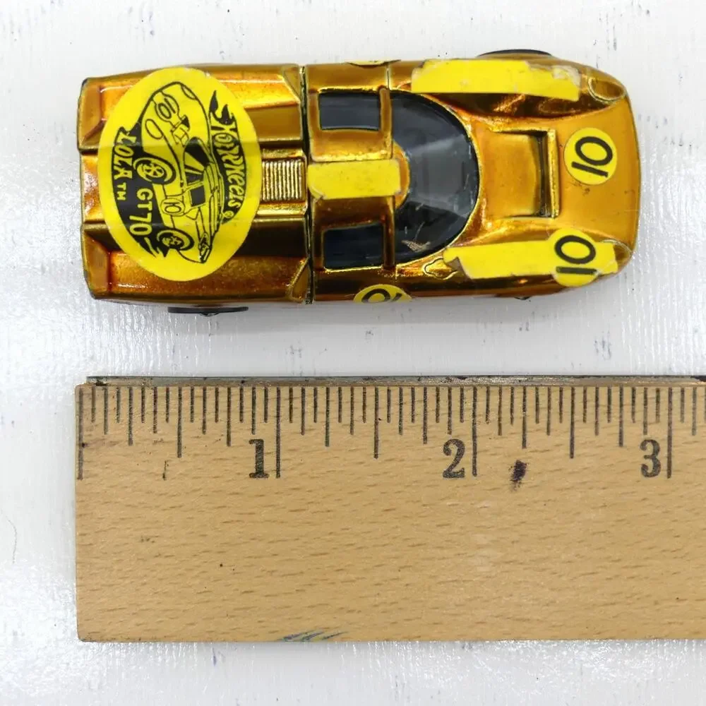 VTG 1968 Mattel Hot Wheels Lola GT-70 Gold Redline Diecast Car w/ Sticker